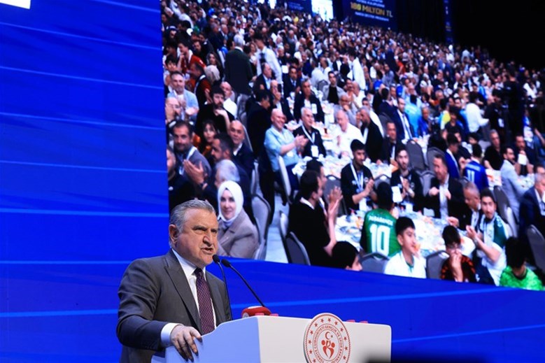 Gençlik ve Spor Bakanlığından amatör futbol kulüplerine 180 milyon lira destek