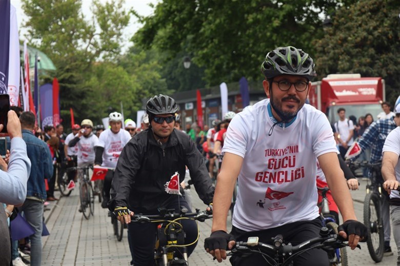 19 Mayıs Atatürk'ü Anma Gençlik ve Spor Bayramı Bisiklet Turu